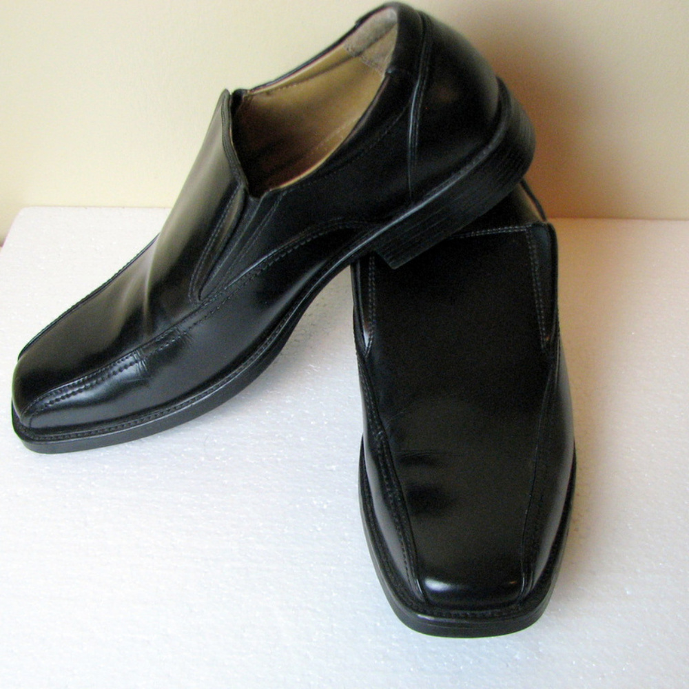 Men's Dockers  black dress loafers shoes 11M